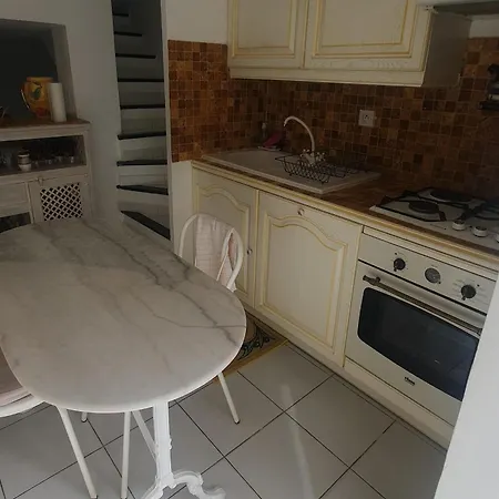 Detached House With 3 Pools بيت للعطل كوغولين