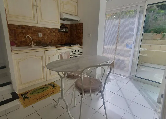 Hébergement de vacances Detached House With 3 Pools *