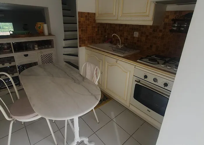 Detached House With 3 Pools Hébergement de vacances Cogolin